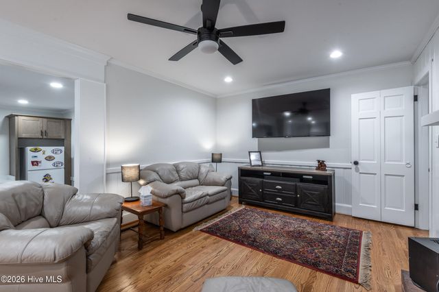 1705 Englewood Drive, Greenville, NC 27858