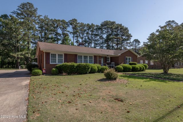 1705 Englewood Drive, Greenville, NC 27858