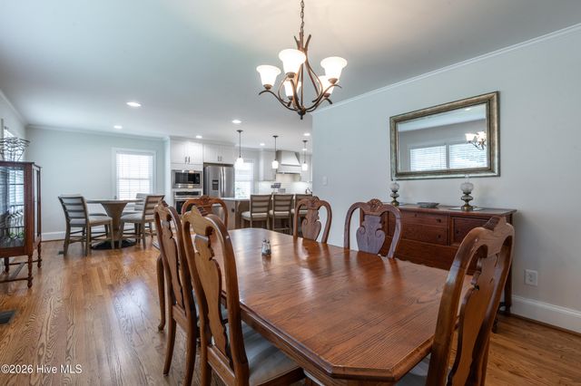 1705 Englewood Drive, Greenville, NC 27858