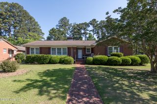 1705 Englewood Drive, Greenville, NC 27858