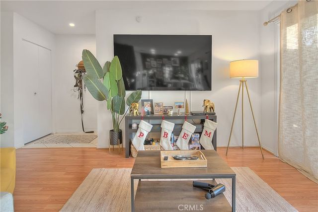 1850 W Greenleaf G, Anaheim, CA 92801