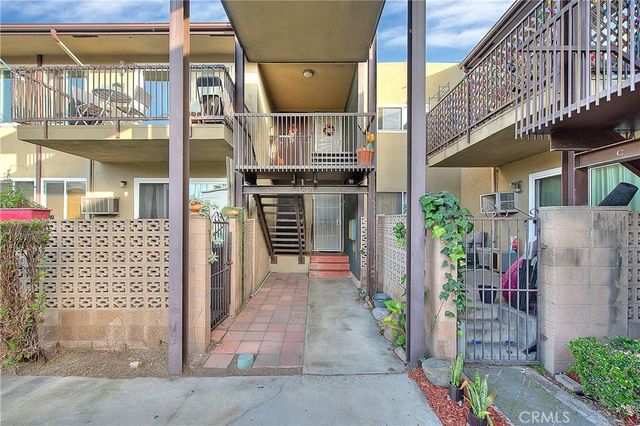 1850 W Greenleaf G, Anaheim, CA 92801