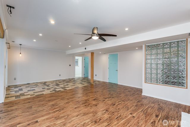 8712 53rd Place W, Mukilteo, WA 98275