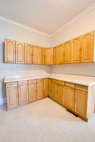 373 Cedar Street 373, Aurora, IL 60506