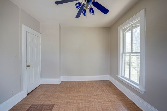 373 Cedar Street 373, Aurora, IL 60506