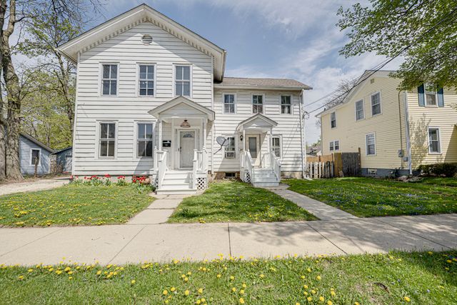 373 Cedar Street 373, Aurora, IL 60506