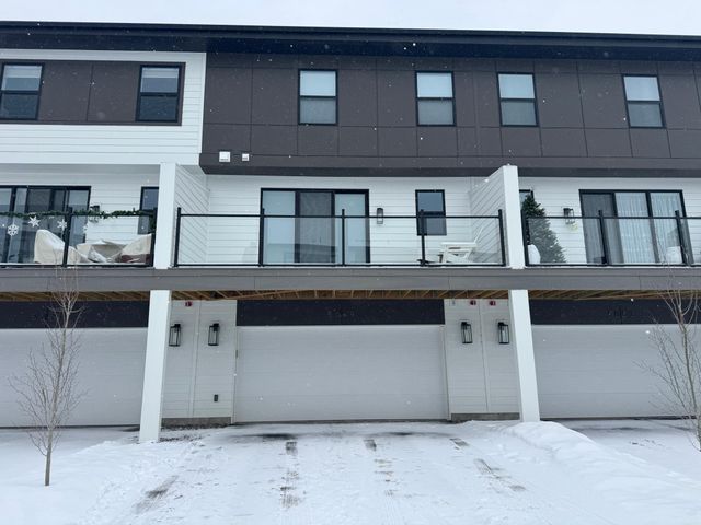 5049 161st Street W, Lakeville, MN 55044