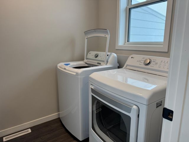 5049 161st Street W, Lakeville, MN 55044