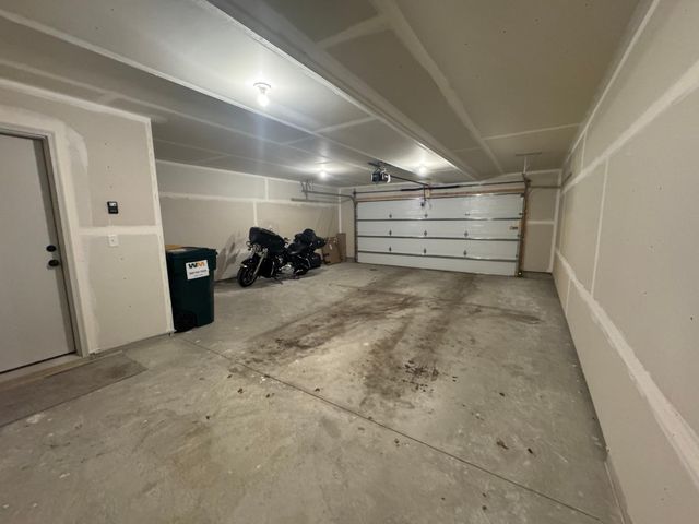 5049 161st Street W, Lakeville, MN 55044