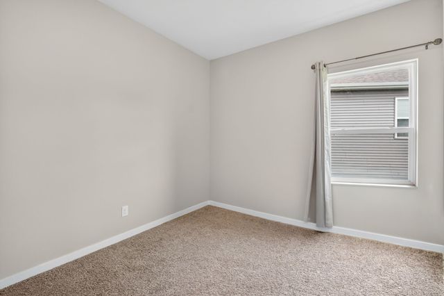 315 SE Willow Run Lane, Ankeny, IA 50021