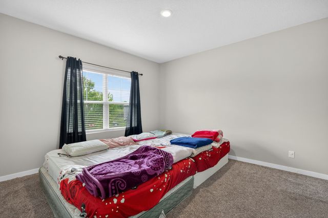 315 SE Willow Run Lane, Ankeny, IA 50021