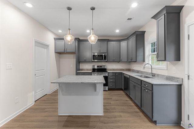 699 Jasmine Drive C48, Macon, GA 31211