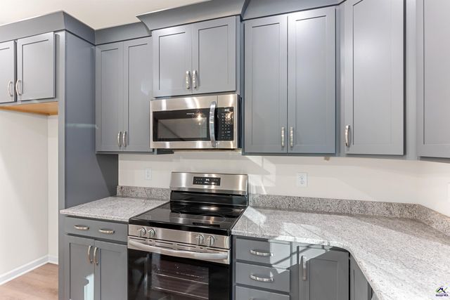 699 Jasmine Drive C48, Macon, GA 31211