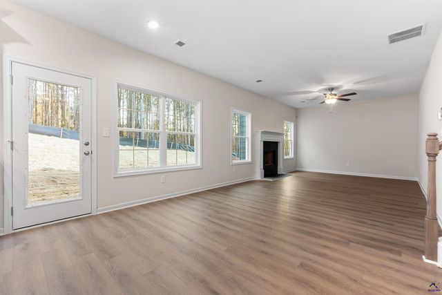 699 Jasmine Drive C48, Macon, GA 31211