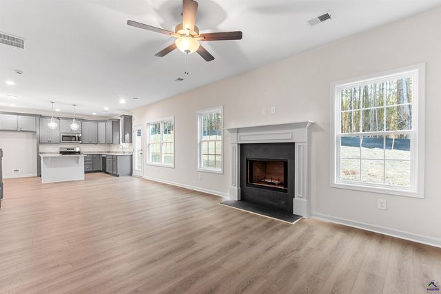 699 Jasmine Drive C48, Macon, GA 31211