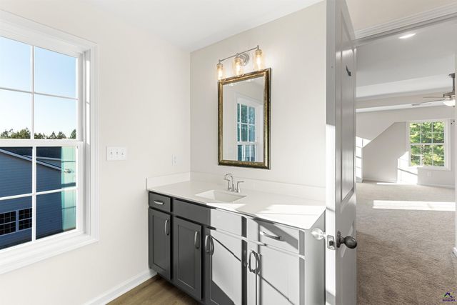 699 Jasmine Drive C48, Macon, GA 31211