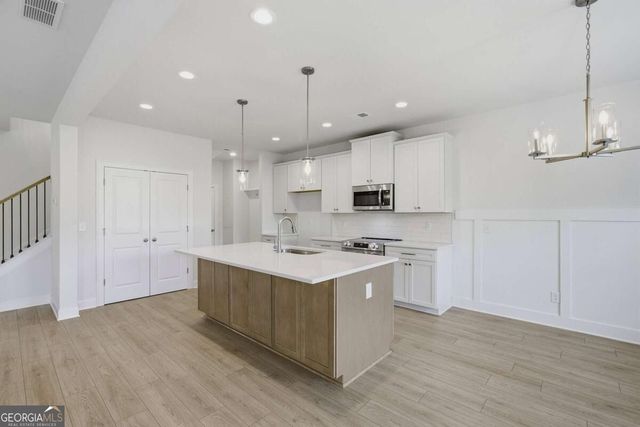 41 Aviation Rd SE, Marietta, GA 30060