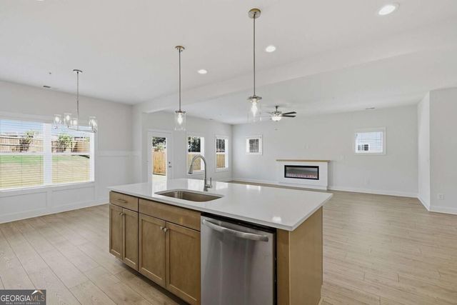 41 Aviation Rd SE, Marietta, GA 30060