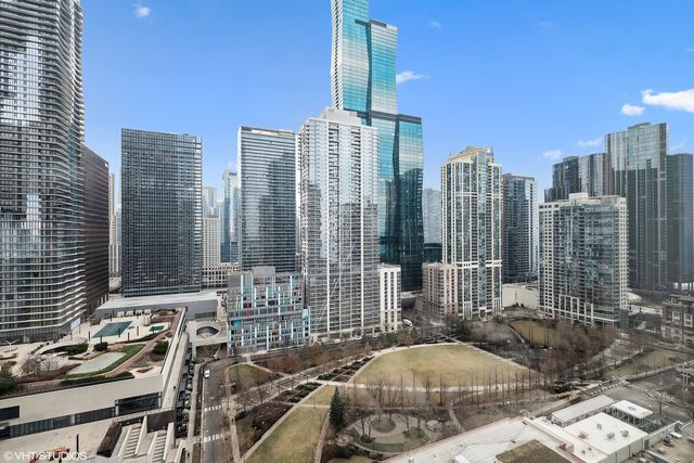 340 E RANDOLPH Street 1206, Chicago, IL 60601