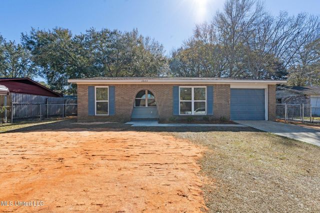2823 Woodlane Street, Gautier, MS 39553