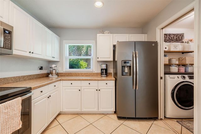 2342 BEEVILLE AVENUE, North Port, FL 34286