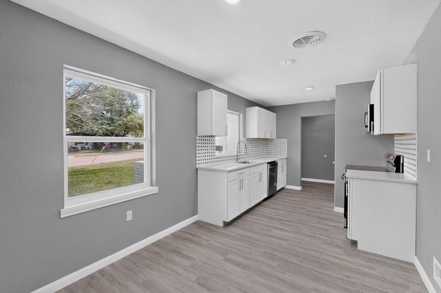 3309 Leith Avenue, Fort Worth, TX 76133