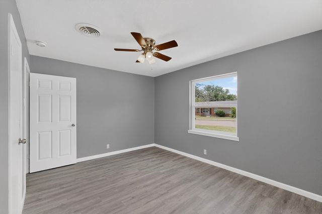 3309 Leith Avenue, Fort Worth, TX 76133