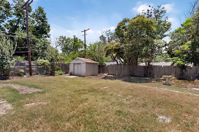 3309 Leith Avenue, Fort Worth, TX 76133