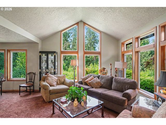 2650 Sw 22ND Ct, Gresham, OR 97080