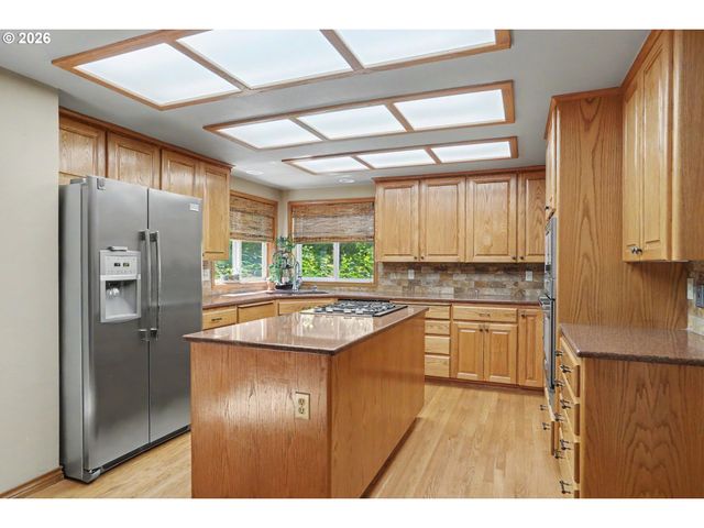 2650 Sw 22ND Ct, Gresham, OR 97080