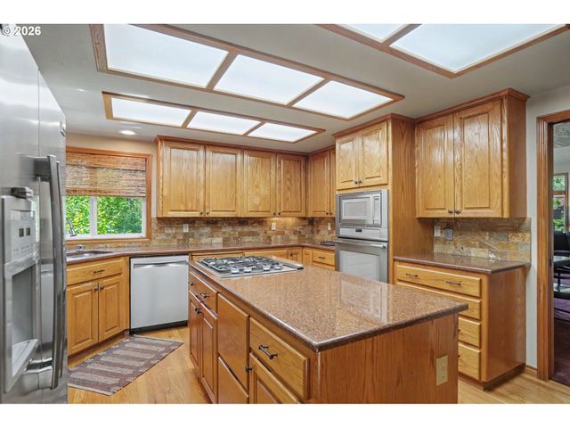 2650 Sw 22ND Ct, Gresham, OR 97080