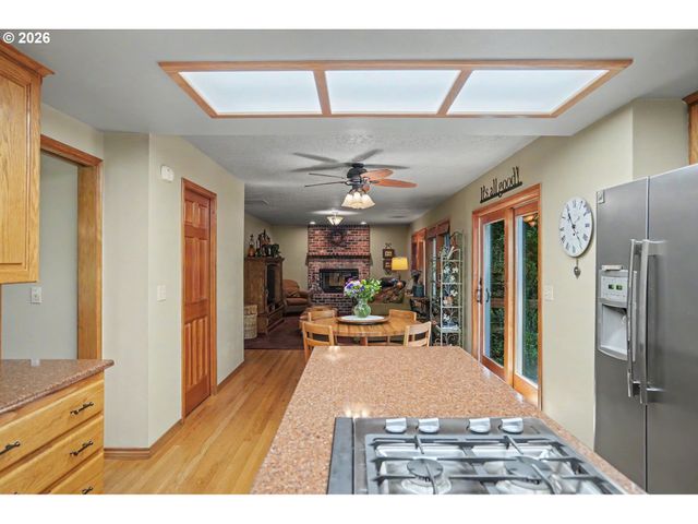 2650 Sw 22ND Ct, Gresham, OR 97080