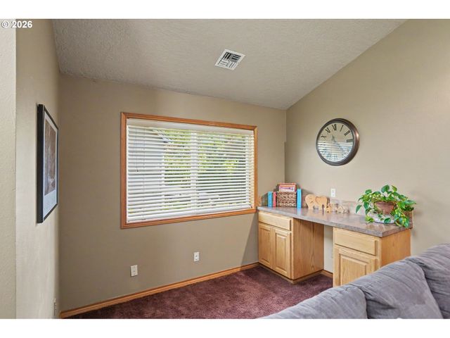 2650 Sw 22ND Ct, Gresham, OR 97080