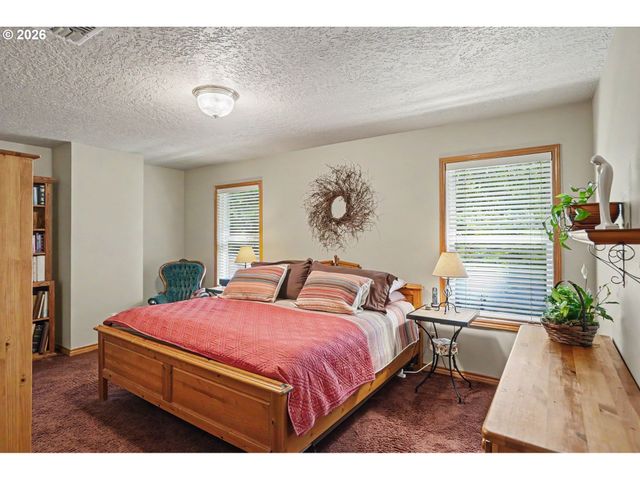 2650 Sw 22ND Ct, Gresham, OR 97080