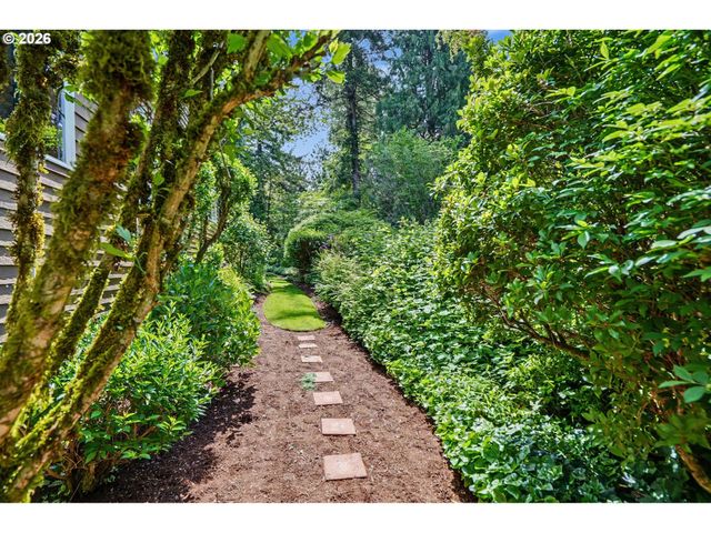 2650 Sw 22ND Ct, Gresham, OR 97080