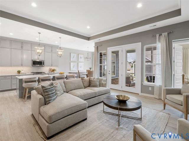 960 Landon Laurel Ln, Midlothian, VA 23114