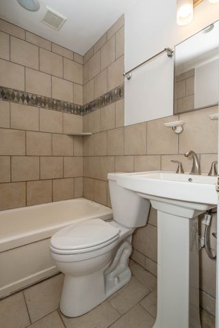 606 Village Ct, Nashville, TN 37206