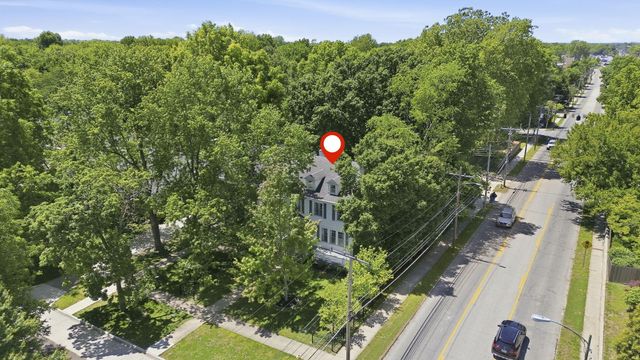 1001 S Pickwick Avenue, Springfield, MO 65804