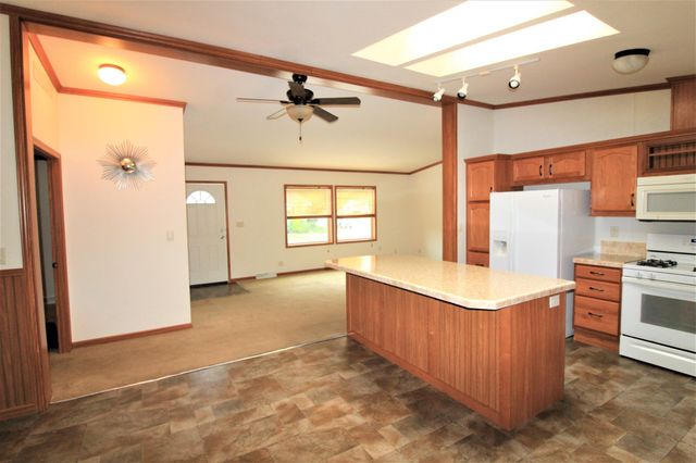 10301 Fillmore Place NE, Blaine, MN 55434