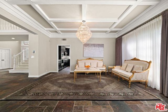 17437 Tarzana Street, Encino, CA 91316