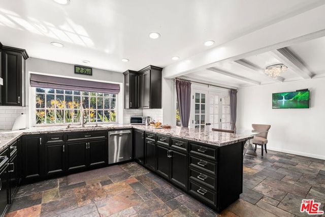 17437 Tarzana Street, Encino, CA 91316