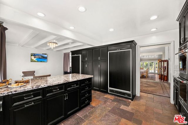 17437 Tarzana Street, Encino, CA 91316