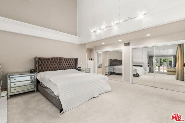 17437 Tarzana Street, Encino, CA 91316