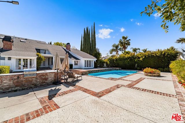 17437 Tarzana Street, Encino, CA 91316