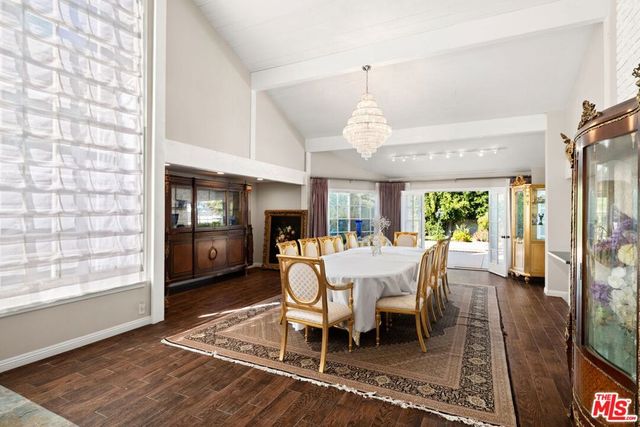 17437 Tarzana Street, Encino, CA 91316