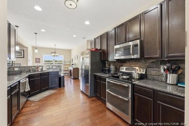 7289 Fire Department Road, Hope Mills, NC 28348