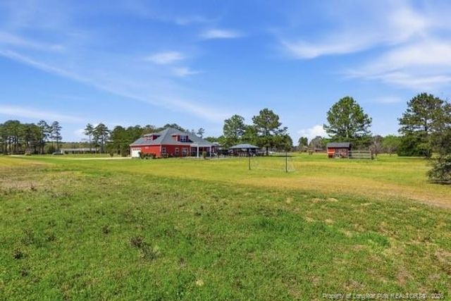 7289 Fire Department Road, Hope Mills, NC 28348