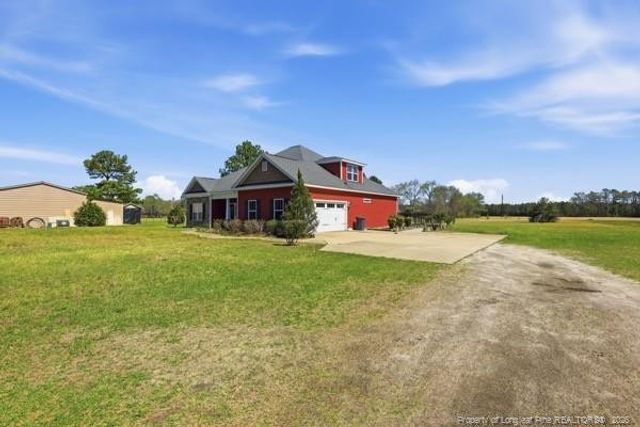 7289 Fire Department Road, Hope Mills, NC 28348