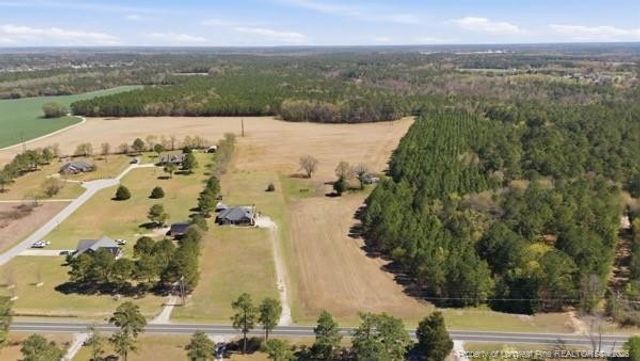 7289 Fire Department Road, Hope Mills, NC 28348