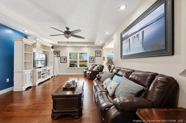 7289 Fire Department Road, Hope Mills, NC 28348